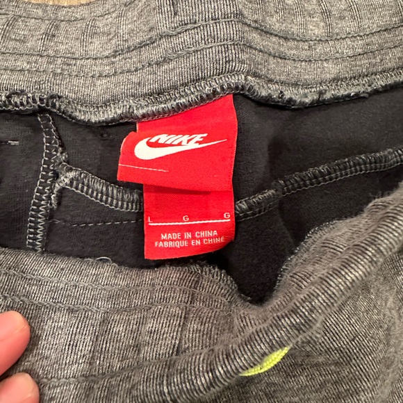 NIKE joggers - Picture 3 of 4
